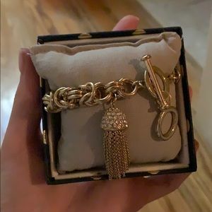 Gold bracelet